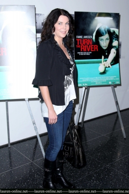 LG-turn_the_river_premiere_042008-03.jpg